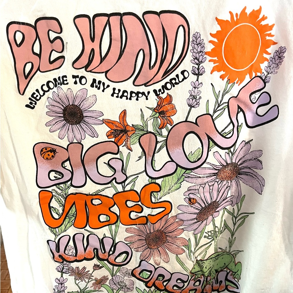 Ole by Koton size M (teenage) white graphic tee. EUC. - Picture 2 of 13
